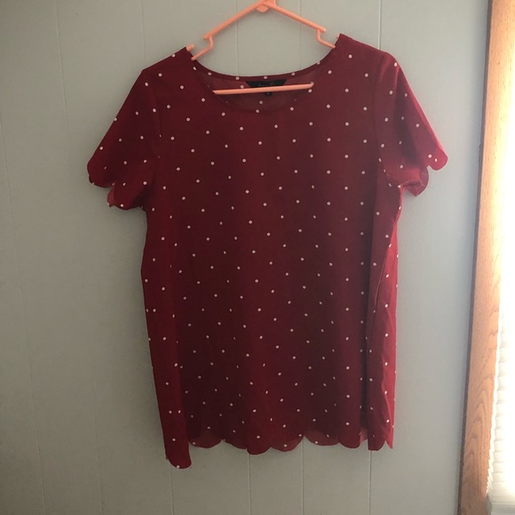 Amaryllis Tops - Burgundy polka dot top with scallop detail